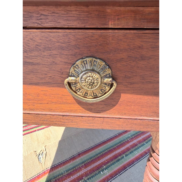 19th Century English Mahogany Drop-Leaf Pembroke Table, Circa 1850–1870 For Sale - Image 11 of 12