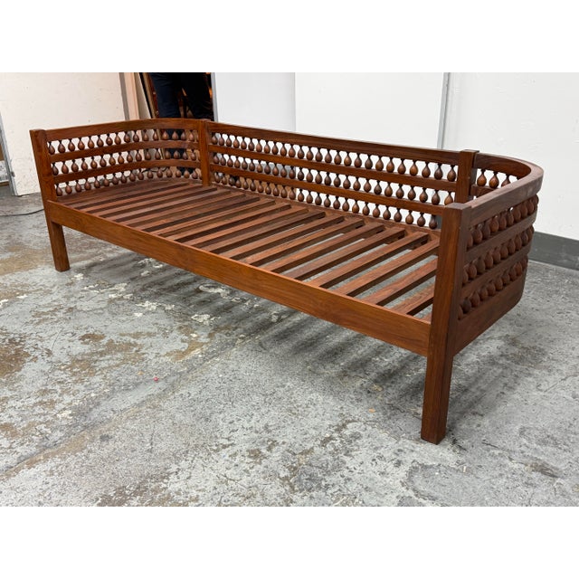 Mid 20th Century Moroccan Mousharabi Day Bed/Settee, Mid 20th Century For Sale - Image 5 of 12