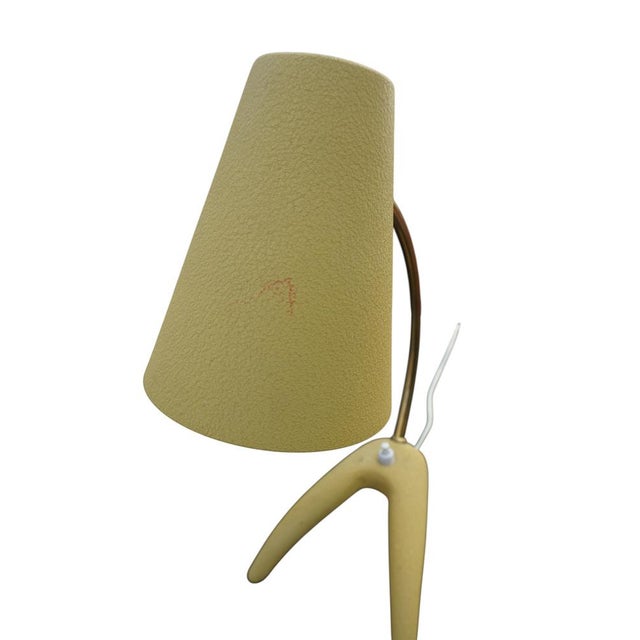 Mid-Century Swedish Yellow B52 Desk Lamp in Brass from Ewå Värnamo, 1950s For Sale - Image 4 of 8