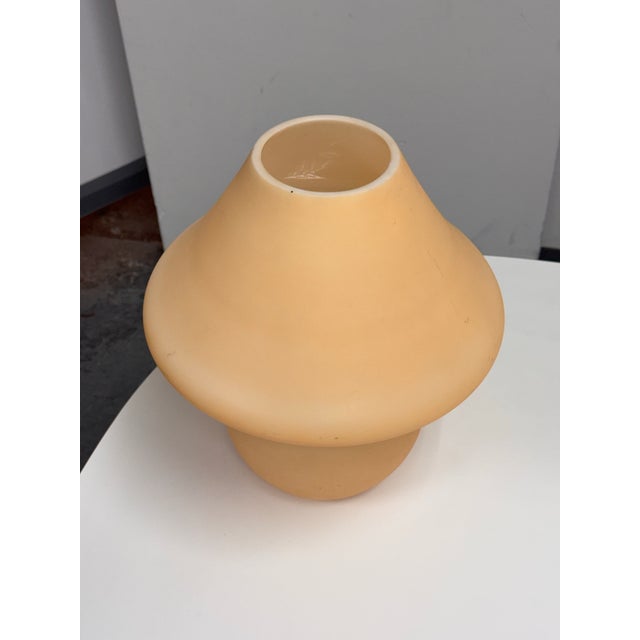 Vanilla Glass Mushroom Lamp, 1970's For Sale - Image 8 of 12