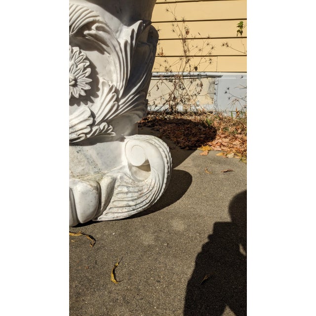 Monumental Vintage Italian Neoclassical Marble Garden Planter Jardinière For Sale - Image 11 of 12