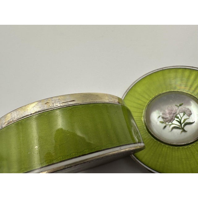 Lime Silver Enamelled Box with Lime Green Decoration, 19th Century For Sale - Image 8 of 13