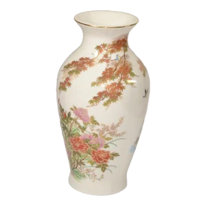 Japanese Meiji Satsuma Style Painted Gold Leaf Flower Vase