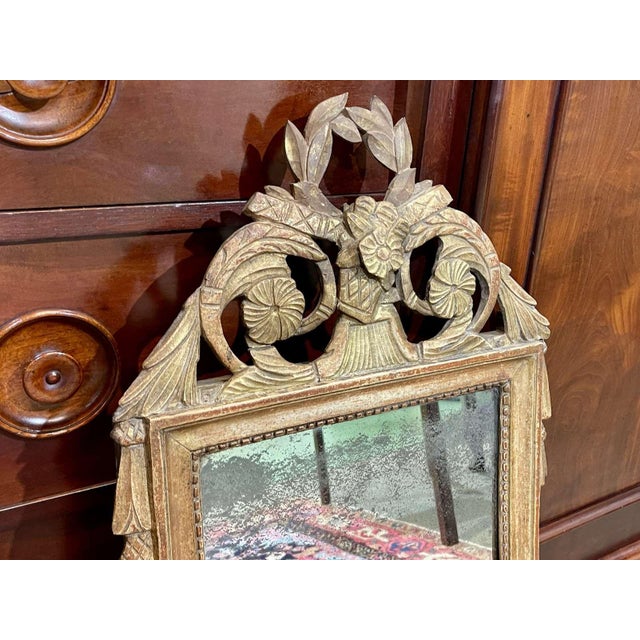 18th Century Louis XVI Style Mirror in Gilt Wood For Sale - Image 6 of 9