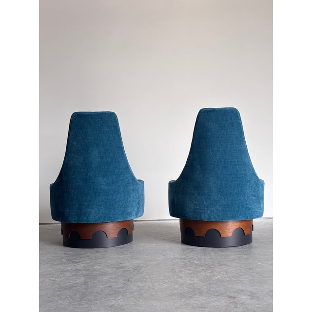 Craft Associates Restored Mid Century Adrian Pearsall Strictly Spanish Swivel Club Chair Pair For Sale - Image 4 of 7