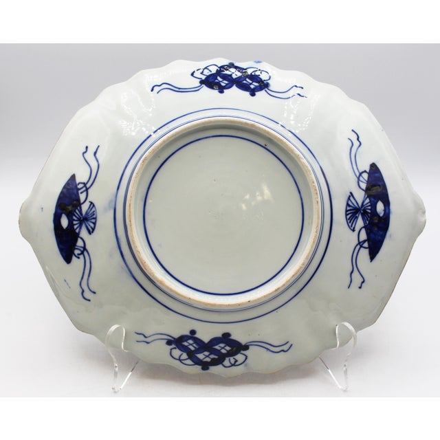 Mid 19th Century Circa 1860s Japanese Double Fan Motif & Shape Imari Chop Plate For Sale - Image 5 of 7