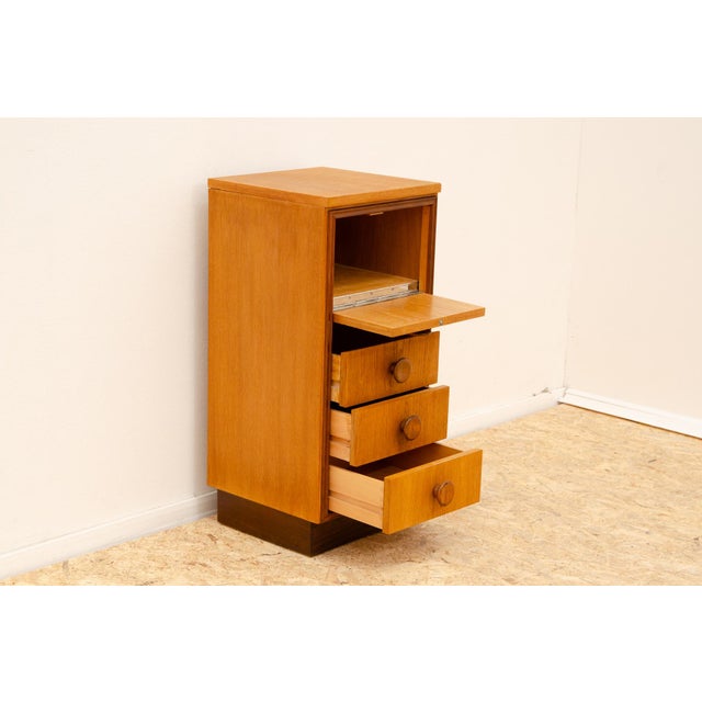 Mid-Century Chimney Chest of Drawers from Up Závody, 1958 For Sale - Image 13 of 18