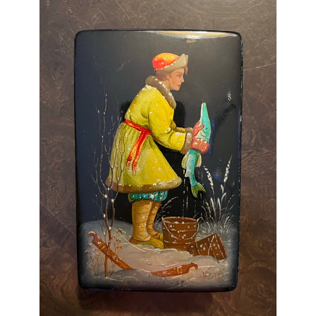Folk Art Vintage Fedoskino Russian Lacquer Hinged Box Folk Art by Pike For Sale - Image 3 of 3