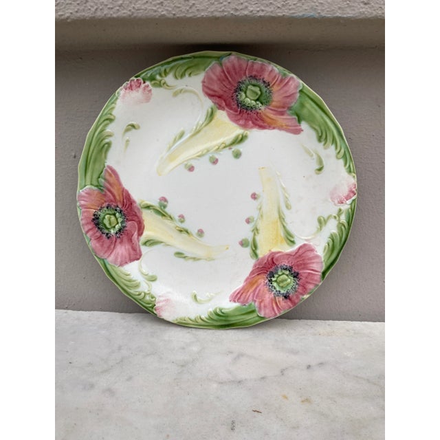 1910s French Majolica Poppies Plate Luneville, Circa 1910 For Sale - Image 5 of 5