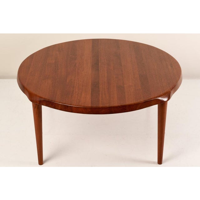 Round Teak Side Table, Denmark, 1970s For Sale - Image 4 of 10