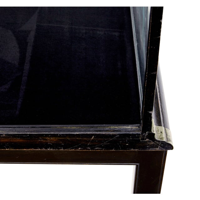 1900 - 1909 Antique American Display Cabinet, 1900 For Sale - Image 5 of 11