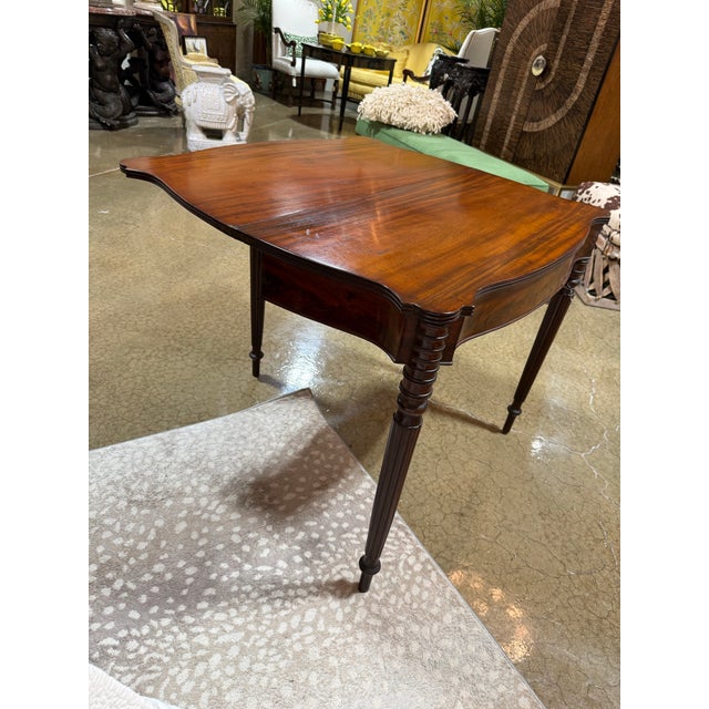 American Early 19th Century Antique Sheraton Style Serpentine Front Mahogany Antique Game Table For Sale - Image 3 of 12