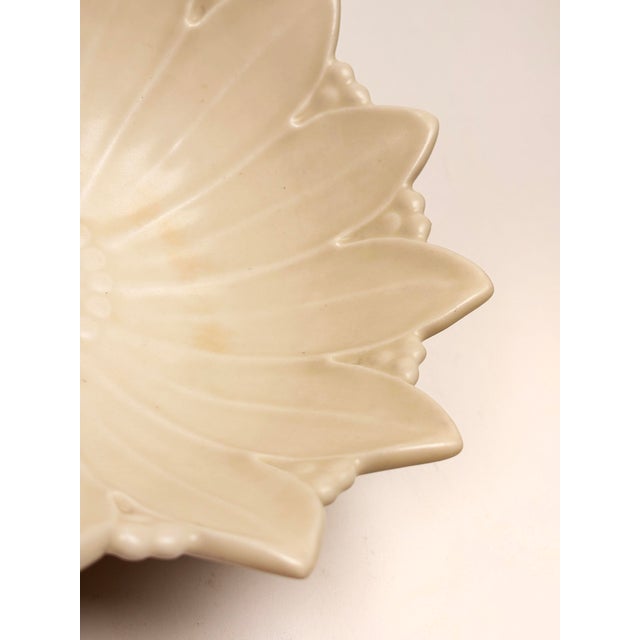 Mid 20th Century 1936 Rookwood Cream Sunflower Bowl 6424 For Sale - Image 5 of 12