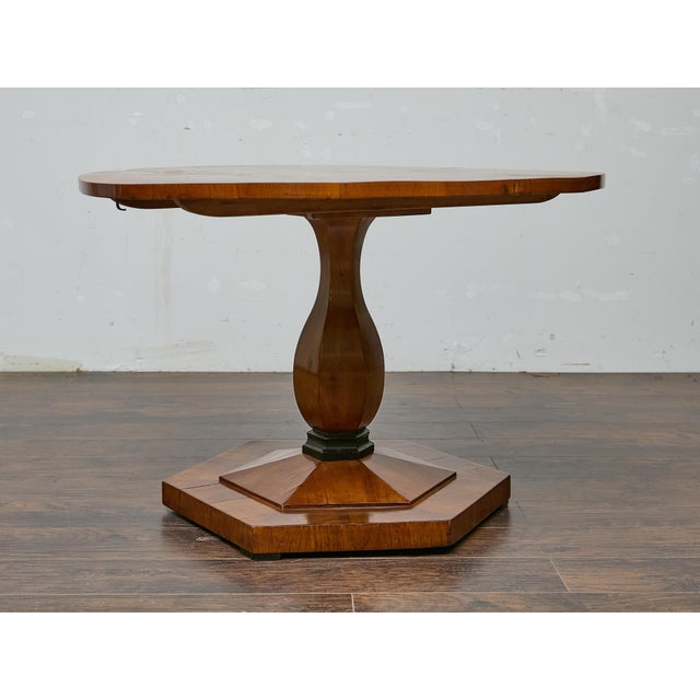 19th Century Biedermeier Round Walnut Pedestal Table With Veneered Starburst Top For Sale - Image 10 of 10
