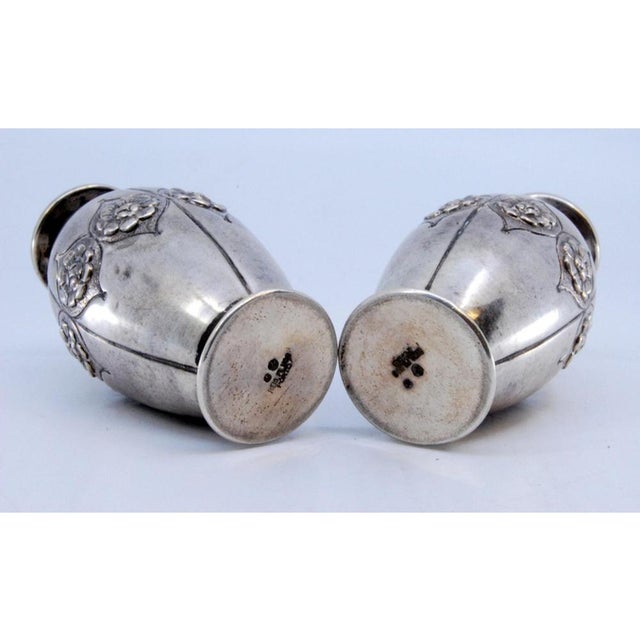 Small Vases in Embossed Silver with Floral Motifs, Set of 2 For Sale - Image 3 of 11