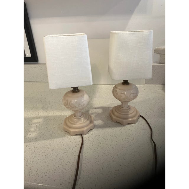 Pair of opalescent Jefferson lamps from early 1900. Lamps with shade is 12” tall, without shade 8”