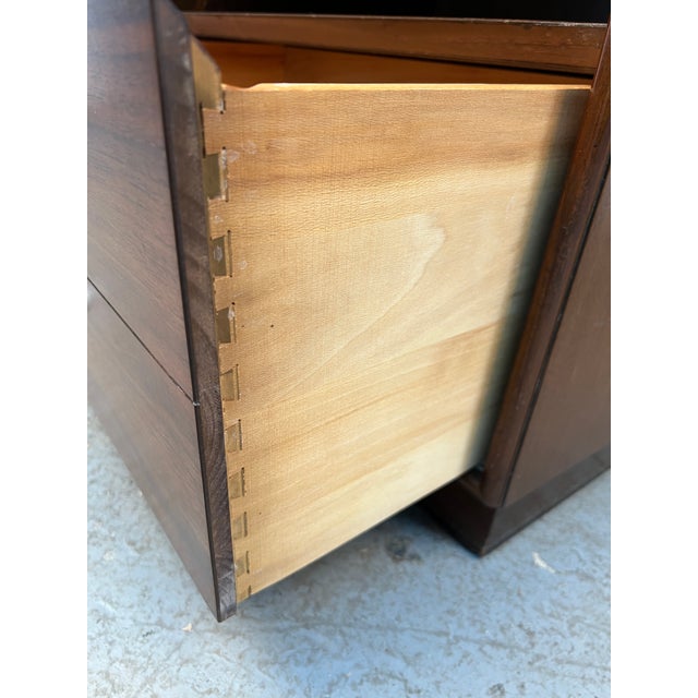 Mid-Century Modern Walnut Night Stand by Ramseur Furniture Company For Sale - Image 10 of 15