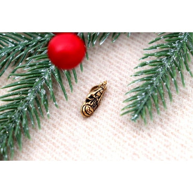 19.2k Gold Our Lady of the Immaculate Conception Pendant For Sale - Image 3 of 6