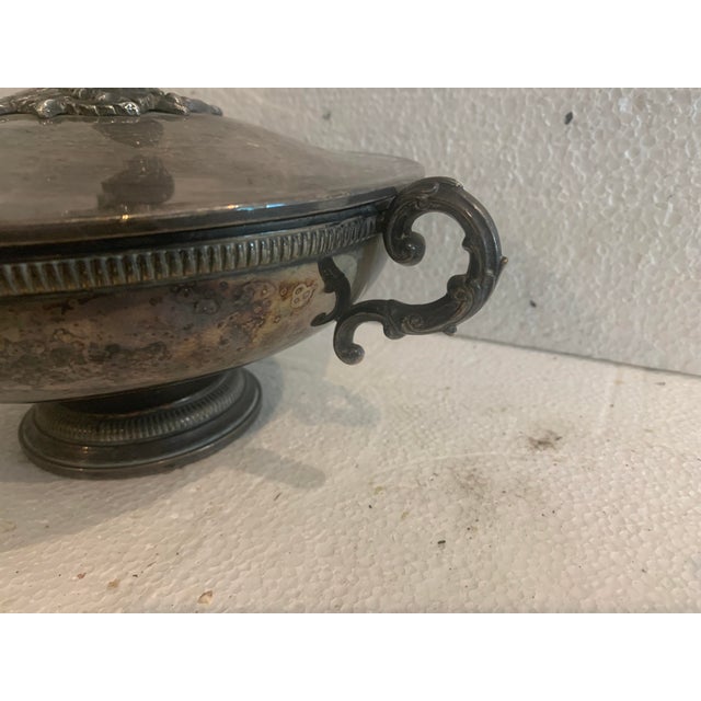Silver-plated covered vegetable dish The lid handle is decorated with acorns Footed vegetable dish Good condition, needs...