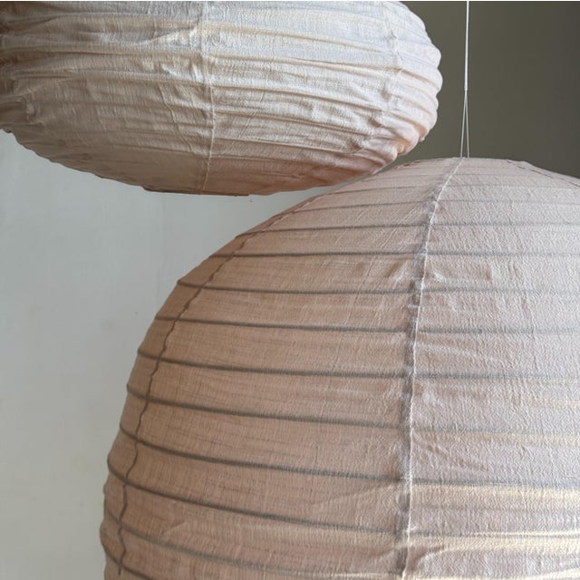 Contemporary Very Large Round Pinkish Rattan and Natural Linen Pendant Light For Sale - Image 3 of 18