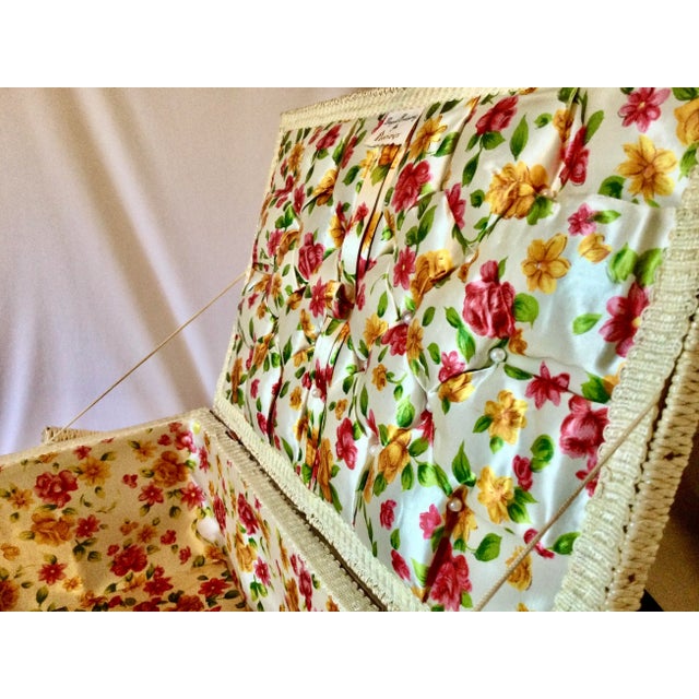 Vintage Mid Century Sewing Basket For Sale - Image 6 of 18