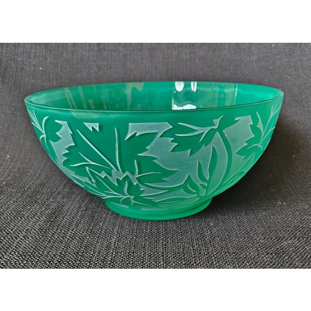 Pilgrim Green Oak Leaf Cameo Art Glass Bowl, Kelsey Murphy Signed Vibrant and shiny green leaves surrounded by the frosty...