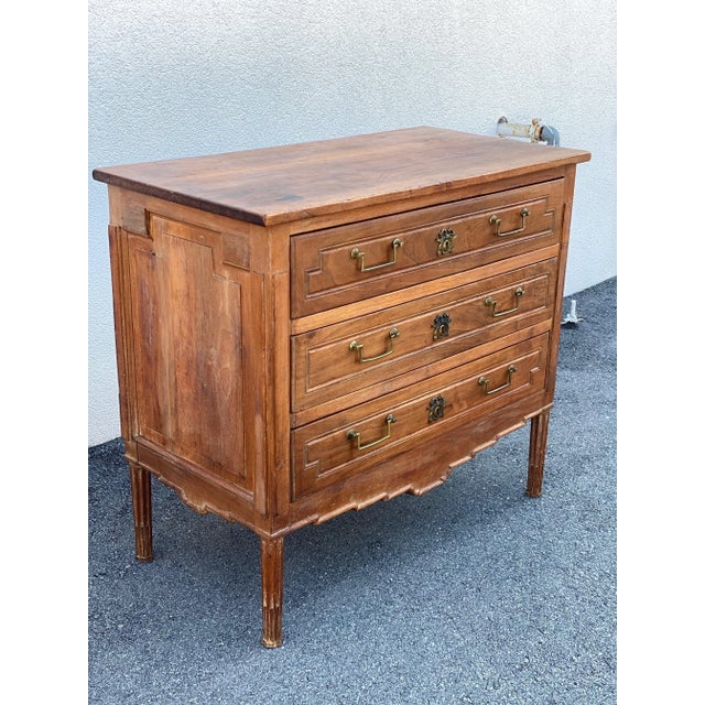 Traditional Mid 20th Century Vintage Wooden Chest For Sale - Image 3 of 8