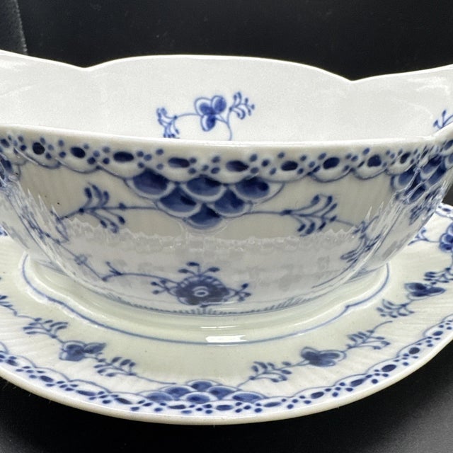 Royal Copenhagan Vintage Mid-Century Modern Royal Copenhagen Blue Fluted Half Lace Gravy Boat With Under Plate For Sale - Image 4 of 4