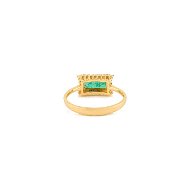 Metal 14k Gold Zambian Emerald & Diamond East to West Ring Size 5.5 For Sale - Image 7 of 11