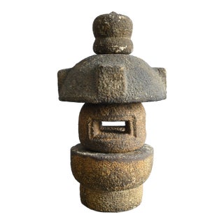 Antique Japanese Granite Stone Lantern / Taisho-Showa Era / Garden Ornament For Sale