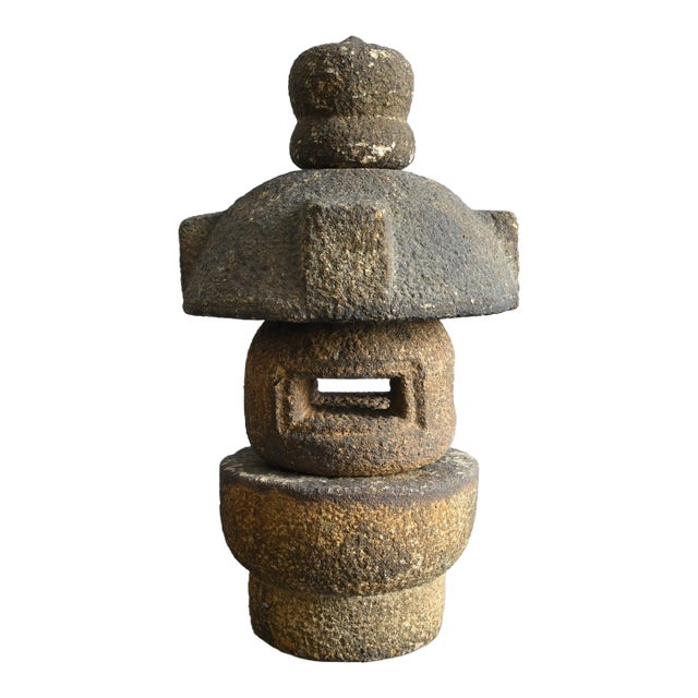 Antique Japanese Granite Stone Lantern / Taisho-Showa Era / Garden Ornament For Sale