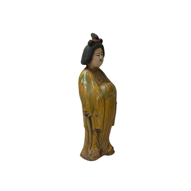 1980s Small Chinese Oriental Ceramic Tong Style Lady Figure Display Art 2 For Sale - Image 5 of 7