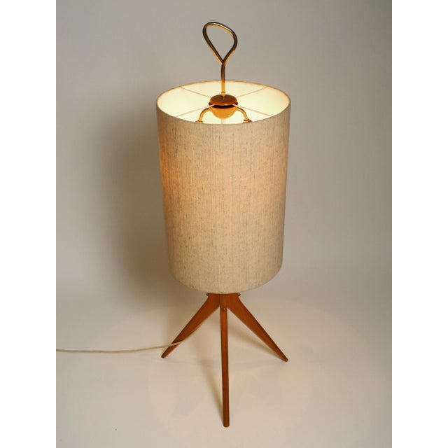 1950s Mid-Century Modern Tripod Floor Lamp in Walnut, 1950s For Sale - Image 5 of 18