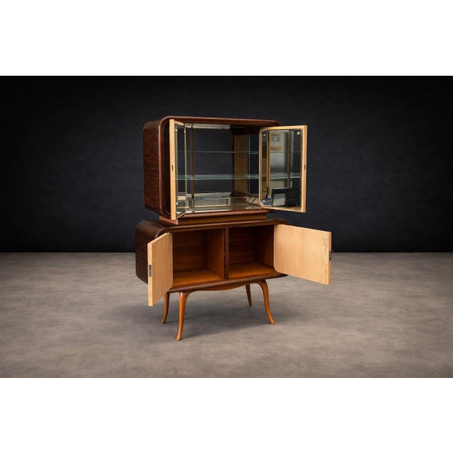 Wood Mid-Century Bar Cabinet in Brazilian Rosewood With Mirrored & Glass Interior, Brazil, 1960s For Sale - Image 7 of 15