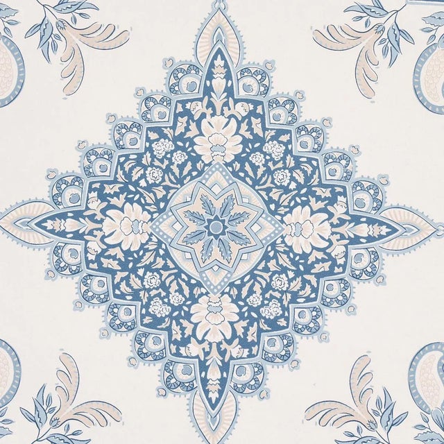 This stunning large-scale medallion wallpaper by Mark D. Sikes evokes timeless motifs from India and Turkey for a chic,...