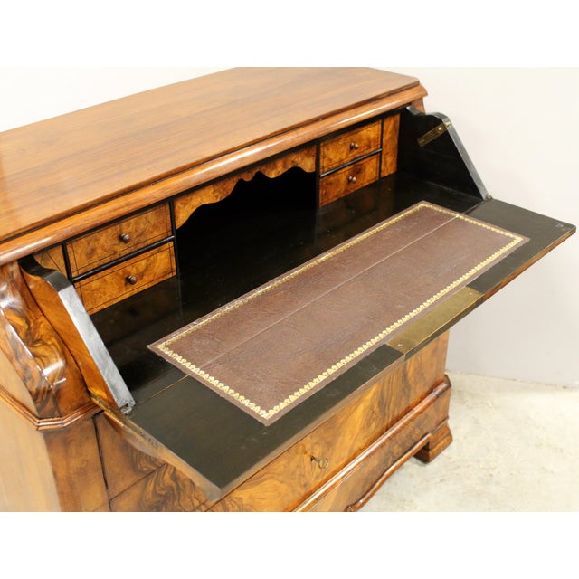 Antique Secretaire in Walnut, 1800s For Sale - Image 13 of 14