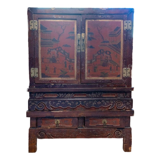 19th Century Chinese Red Lacquer Wedding Cabinet With Hand-Painted Chinoiserie Decoration For Sale