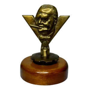 British 1940s Winston Churchill v for Victory Bronze Car Mascot Sculpture