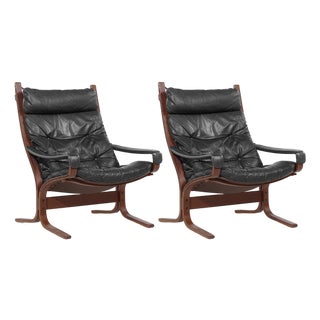Vintage Siesta High Back Chairs in Black Leather and Plywood by Ingmar Relling for Westnofa, 1960s, Set of 2 For Sale