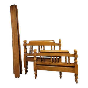 Vintage Kling Hard Rock Maple Early American Style Twin Beds - a Pair