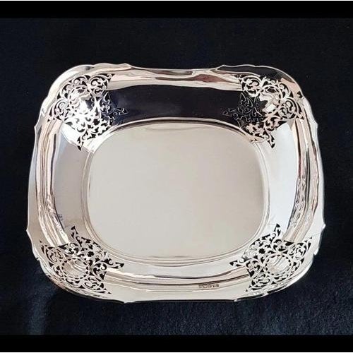 Antique Sterling Silver Fruit Bowl from Atkin Brothers, Sheffield, 1923 For Sale - Image 12 of 18