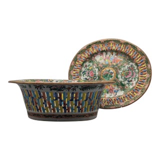 Chinese Export Famille Rose Mandarin Reticulated Basket & Undertray For Sale