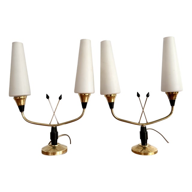 Vintage Table Lamps in Brass and Opaline, 1950s, Set of 2 For Sale