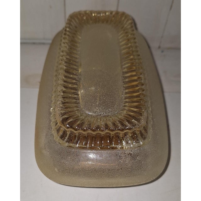 Vintage Wall Lamp with Metal Mounting and Lightly Tinted Relief Glass Shade, 1960s For Sale - Image 4 of 8