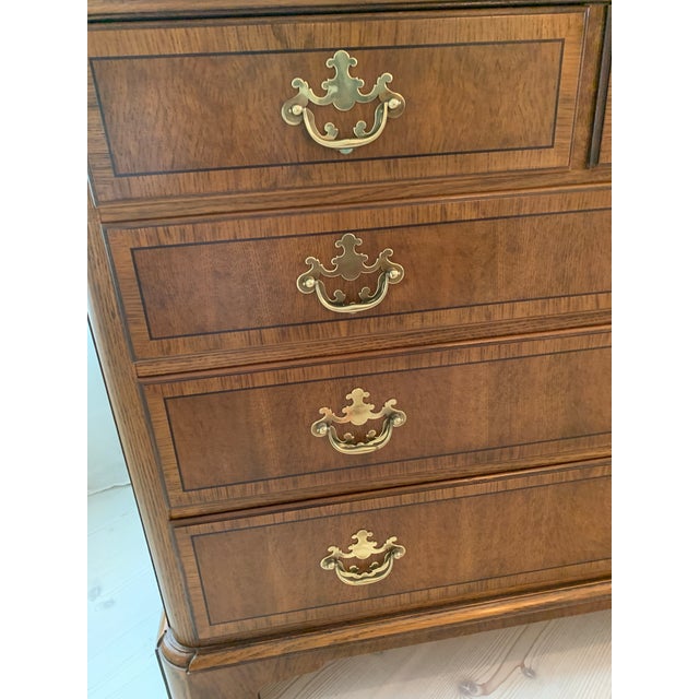 Baker Furniture Company 1980s Baker Furniture Georgian Style Bachelor Five Drawer Chest For Sale - Image 4 of 12