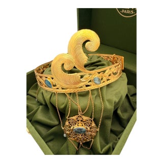 Gasby Crown in the Art Nouveau Style, Signed St. Louis Paris For Sale