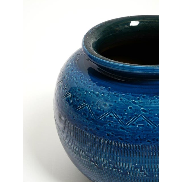 Ceramic Rimini Blu Vase by Aldo Londi for Bitossi, Italy, 1960s For Sale - Image 12 of 16