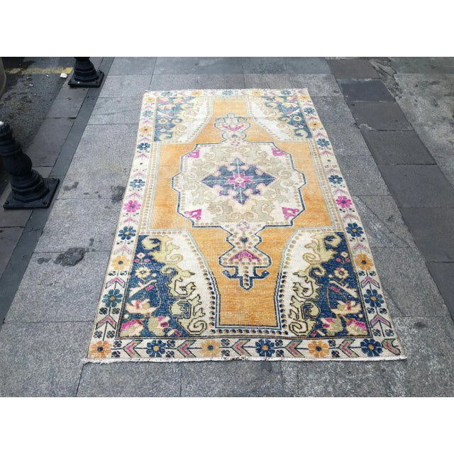 1960s Vintage Turkish Oushak Rug - 4′5″ × 7′5″ For Sale - Image 11 of 11