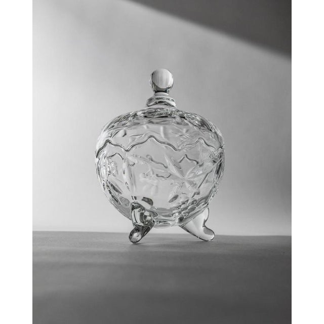 Vintage Clear Glass Footed and Lidded Bonboniere, 1980s For Sale - Image 8 of 11