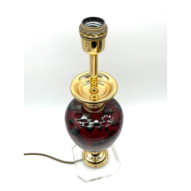 Mid-Century Enamelled Brass Table Lamp on Acrylic Base, Germany, 1950s For Sale - Image 6 of 14